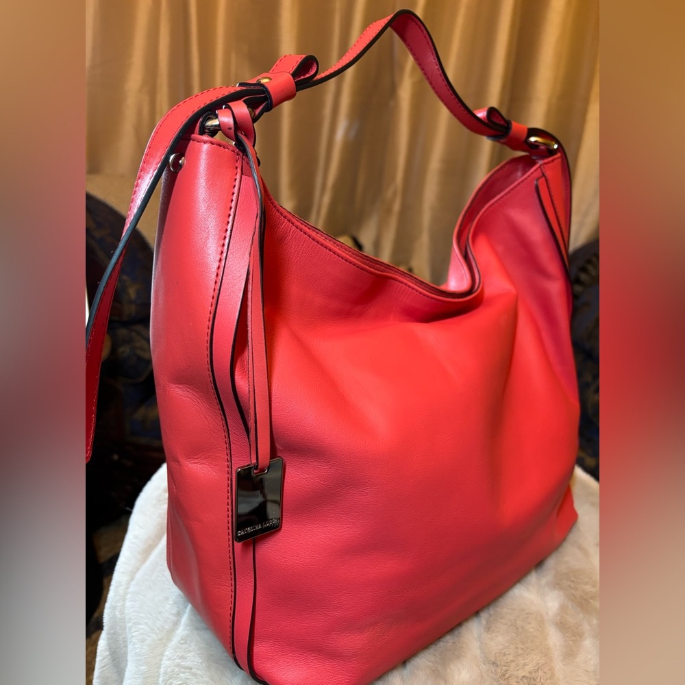 NWOT Caterina Lucchi Red Leather Hobo Bag. Made in Italy - Excellently Condition